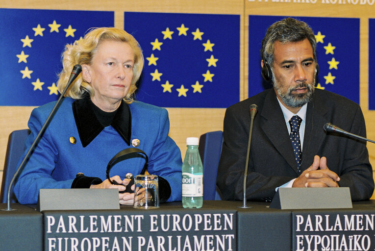 Suriet 15: Sakharov Prize 1999: Press Conference of Sakharov's winner Jose Alexandre Xanana GUSMAO