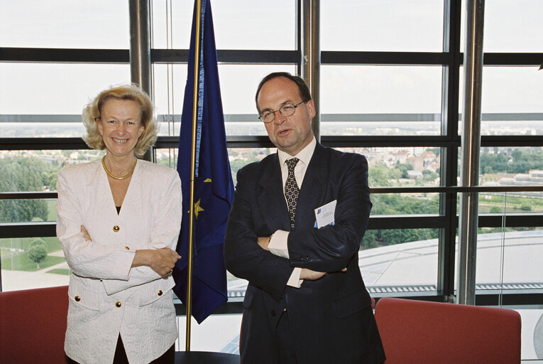 Fotografija 2: Nicole FONTAINE EP President meets with Jean-Martin FOLZ