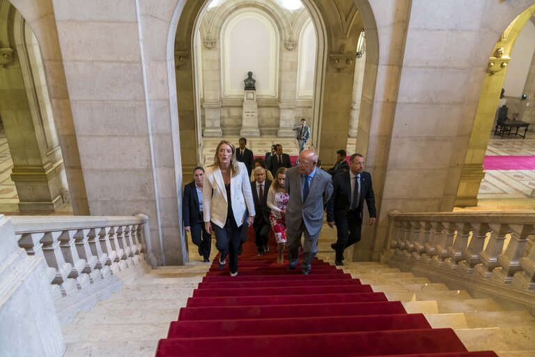 Fotografia 12: Official visit by Roberta METSOLA, EP President to Lisbon, Portugal. Meeting with Augusto Santos Silva, Speaker of Assembleia da Republica.