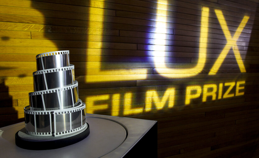 Photo 4: LUX PRIZE Trophy