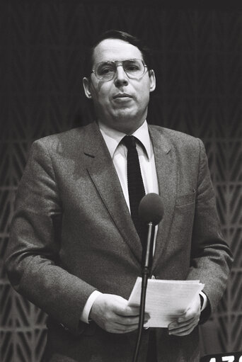 Fotagrafa 6: The MEP Klaus H.W. WETTIG during a session in Strasbourg in March 1980.