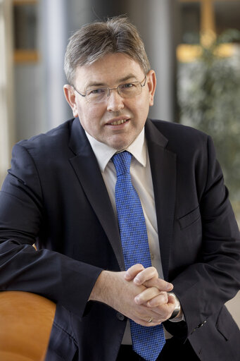 Fotografia 3: MEP Derk Jan EPPINK at the European Parliament in Brussels