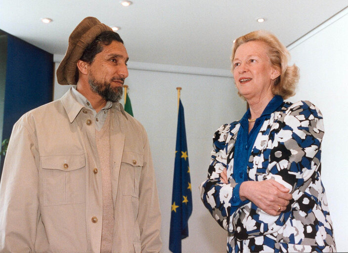 Nuotrauka 8: Visit by Ahmed Shah MASSOUD, Commander of the Anti-Taleban forces in Afghanistan to the European Parliament in Strasbourg