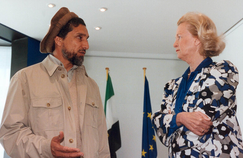 Fotografie 11: Visit by Ahmed Shah MASSOUD, Commander of the Anti-Taleban forces in Afghanistan to the European Parliament in Strasbourg