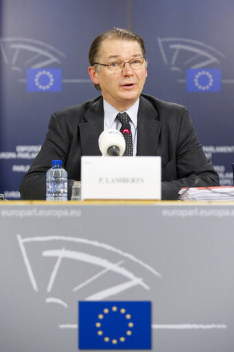 Fotografie 20: Press conference on European Parliament inquiry into tax evasion following Luxleaks