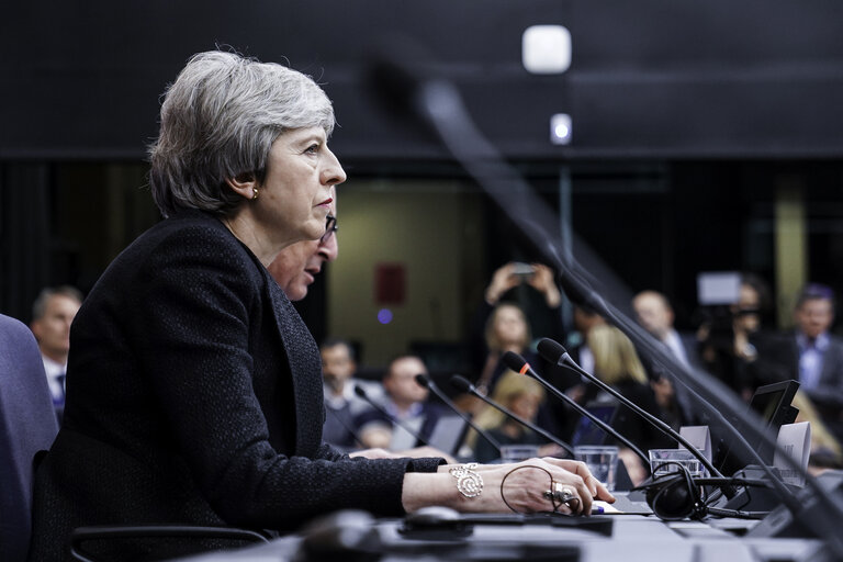 Billede 2: Press conference by Jean-Claude JUNCKER, EC President and by Theresa MAY, British Prime Minister following their meeting: opening remarks by Theresa MAY, British Prime Minister