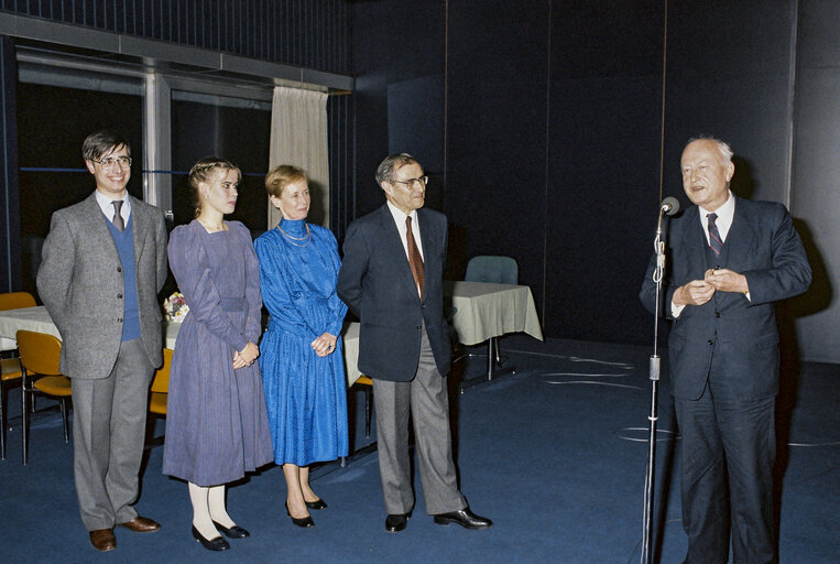 Fotografia 6: Farewell reception for Raymond LEGRAND - LANE with Pierre PLIMLIN, EP President