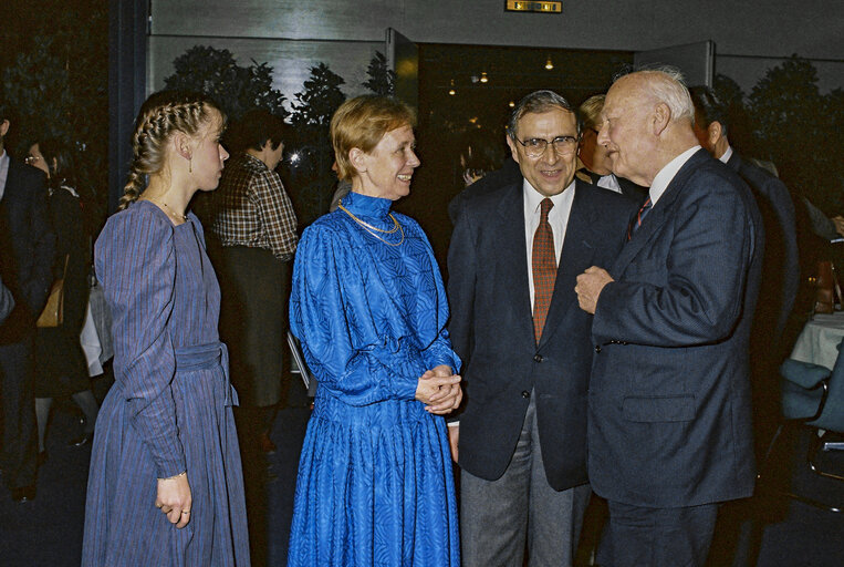 Fotografia 4: Farewell reception for Raymond LEGRAND - LANE with Pierre PLIMLIN, EP President