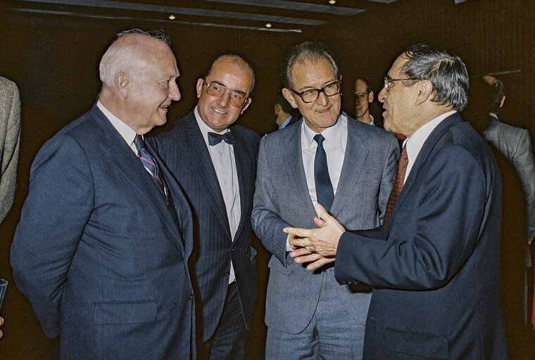 Fotografia 3: Farewell reception for Raymond LEGRAND - LANE with Pierre PLIMLIN, EP President and Paul COLLOWALD