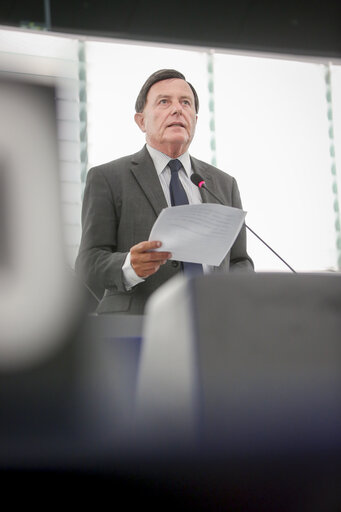 Photo 4: Alfred SANT in the EP in Strasbourg