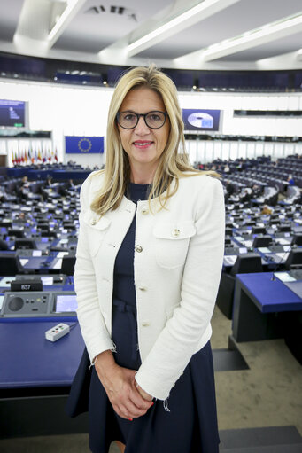 Stéphanie YON-COURTIN in the EP in Strasbourg