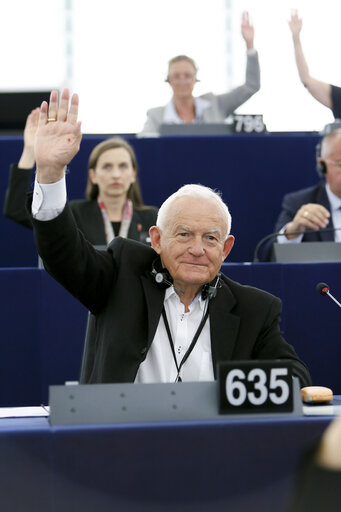 Снимка 1: Leszek MILLER at the EP in Strasbourg