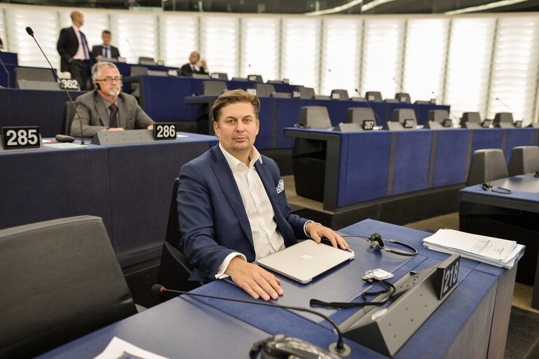 Fotografija 19: Maximilian KRAH in the EP in Strasbourg