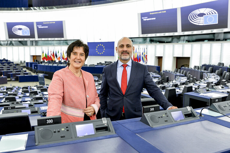 Fotogrāfija 15: Maria NOICHL and Ismail ERTUG in the EP in Strasbourg