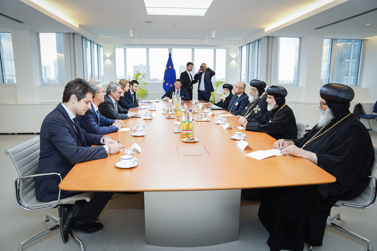 Photo 4 : David SASSOLI, EP President meets His Holiness Pope Tawadros II, the Pope of Alexandria