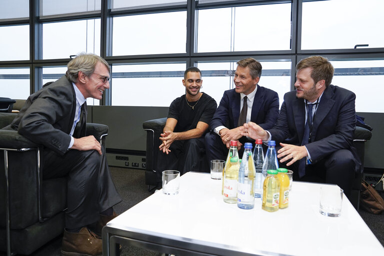 Photo 4 : David SASSOLI, EP President meets with Alessandro MAHMOOD and MAIORINO