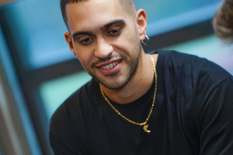 Photo 21 : David SASSOLI, EP President meets with Alessandro MAHMOOD and MAIORINO