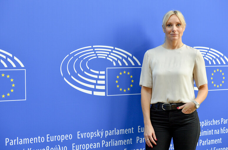 Снимка 8: Jessica STEGRUD in the EP in Strasbourg