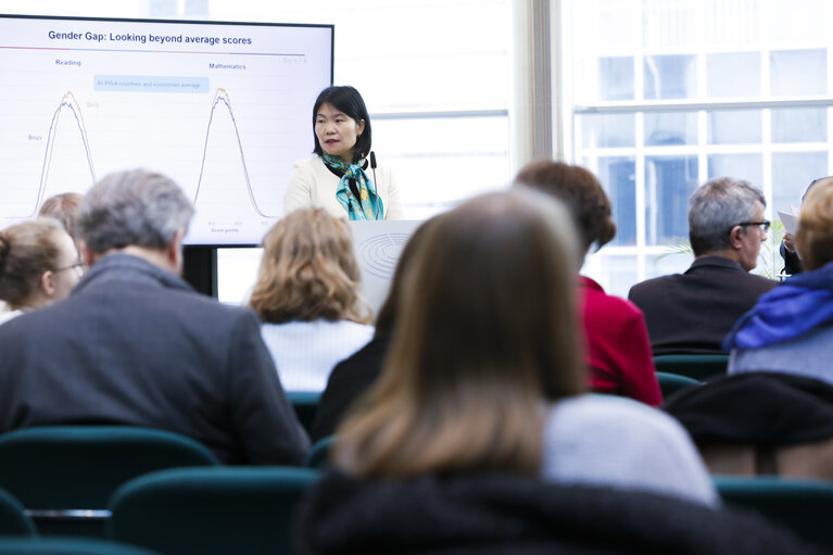 Policy round table on ' Where all students can succeed: Analysing the latest OECD Programme for International Student Assessment (PISA) results '