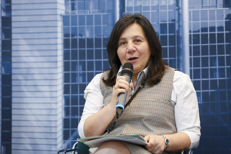 Fotografi 17: Policy round table on ' Where all students can succeed: Analysing the latest OECD Programme for International Student Assessment (PISA) results '