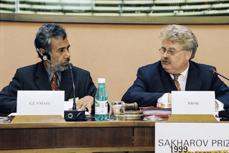 Fotogrāfija 7: sakharov Prize 1999: Meeting with Sakharov's winner Jose Alexandre Xanana GUSMAO