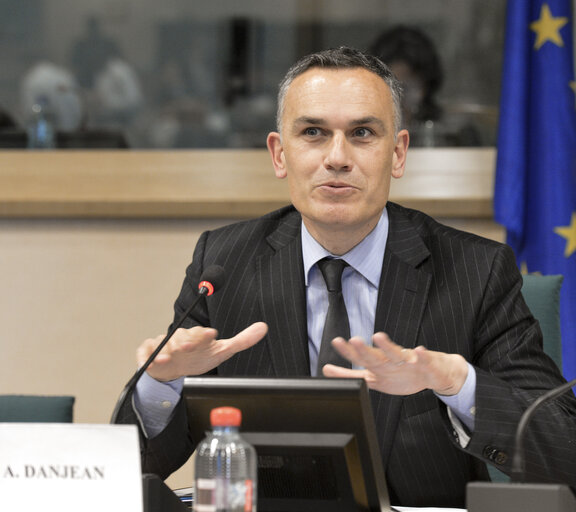 Fotografija 15: SEDE - Building European military capabilities, Exchange of views with Chief Executive Director, European Defence and Supreme Allied Commander Transformation, NATO