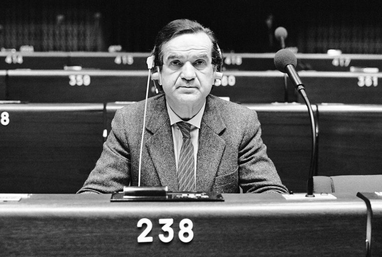 The MEP Vincenzo GIUMMARA during a session in Strasbourg in December 1983.