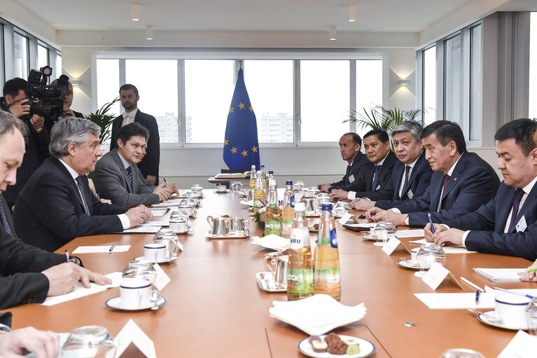 Fotagrafa 1: Visit of His Excellency Sooronbay JEENBEKOV - President of the Kyrgyz Republic to the European Parliament in Brussels- Meeting