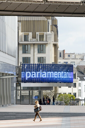 Photo 2: Parlamentarium's entrance in the WIB Building in Brussels