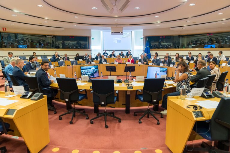 Fotografie 1: Meeting of the EP Conference of Presidents with the participation of Ursula von der LEYEN, EC President - Preparation of the State of the European Union debate