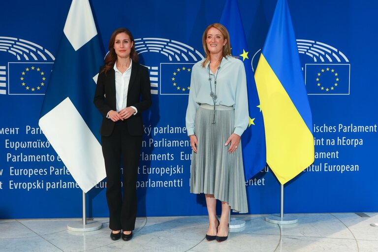 Photo 20: Roberta METSOLA, EP President welcomes Sanna MARIN, Finnish Prime Minister