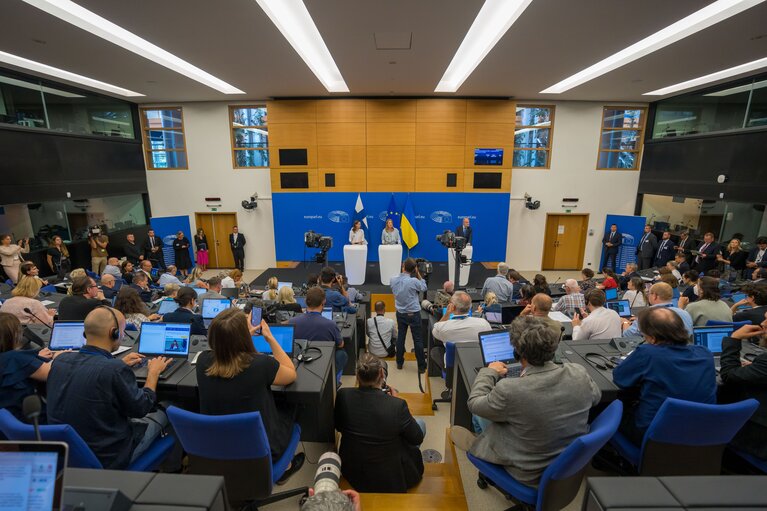 Valokuva 18: Joint press conference by Roberta METSOLA, EP President and by Sanna MARIN, Finnish Prime Minister