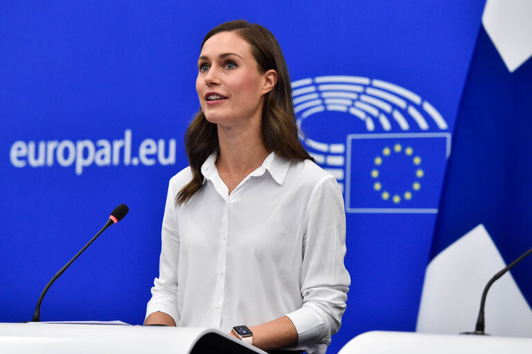 Valokuva 11: Joint press conference by Roberta METSOLA, EP President and by Sanna MARIN, Finnish Prime Minister.