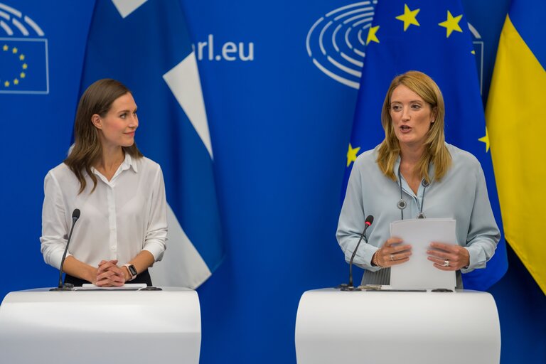 Valokuva 22: Joint press conference by Roberta METSOLA, EP President and by Sanna MARIN, Finnish Prime Minister