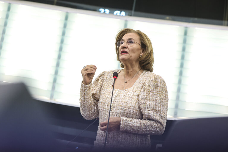 Φωτογραφία 11: EP Plenary session - Adequate minimum wages in the European Union