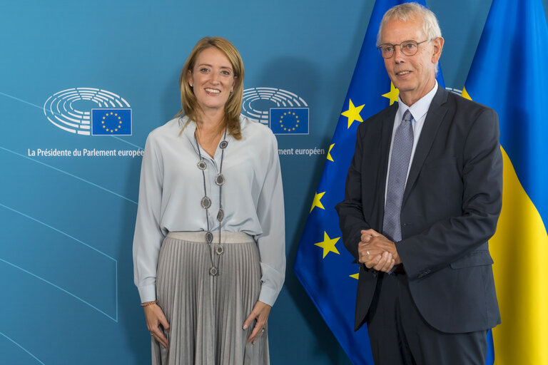 Roberta METSOLA, EP President meets with Tiny KOX, President of the Parliamentary Assembly of the Council of Europe ( PACE)