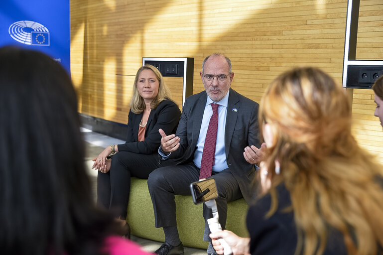 Jaume DUCH meets with influencers