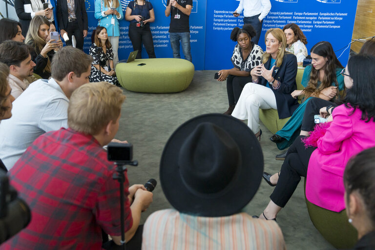 Roberta METSOLA, EP President meets with Influencers