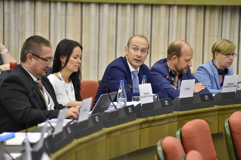 Foto 34: IMCO trilogue on Consumer Credit Directive