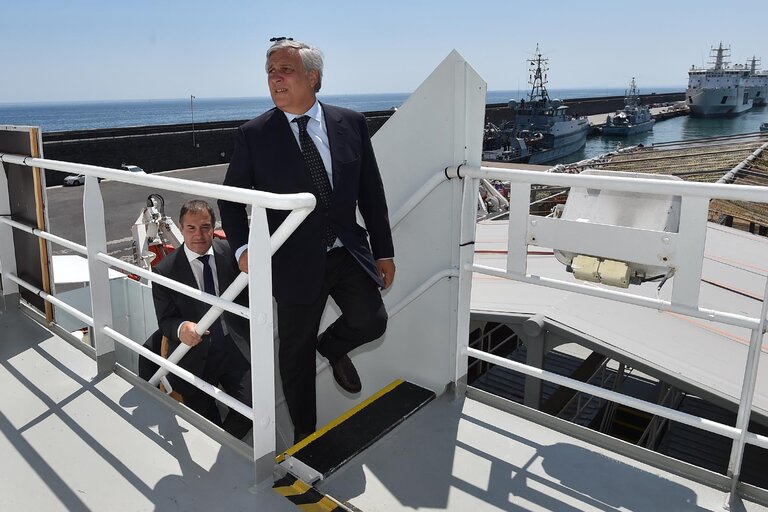 Photo 35 : Official visit of the President of the European Parliament to Italy. ITALY, Catania - Antonio TAJANI - EP President visiting Catania and Pozzallo, on Friday, August 25 2017  AFP PHOTO/GIOVANNI ISOLINO