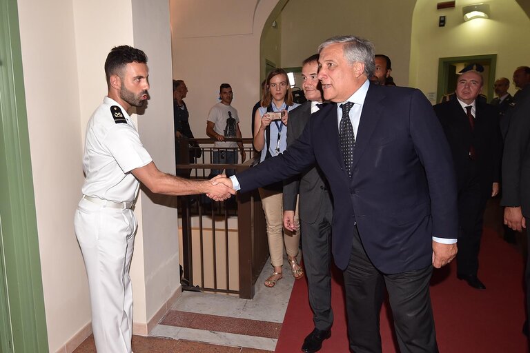 Fotografie 9: Official visit of the President of the European Parliament to Italy.  ITALY, Catania - Antonio Tajani  President of the European Parliament visiting Catania and Pozzallo, on Friday, August 25 2017  AFP PHOTO/GIOVANNI ISOLINO