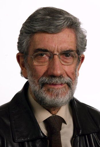 Fotografie 5: Portrait of Sergio RIBEIRO, MEP from the 3rd to the 6th Parliamentary Term (1990-2005)