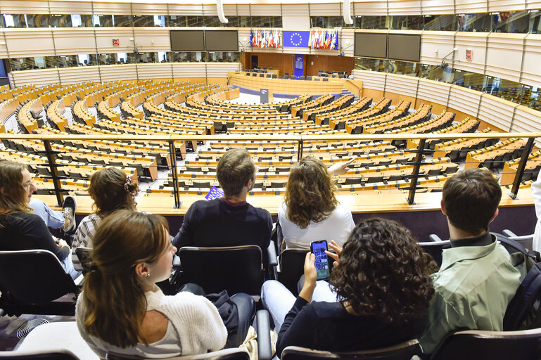 Fotografie 35: Multilingualism Day 2022