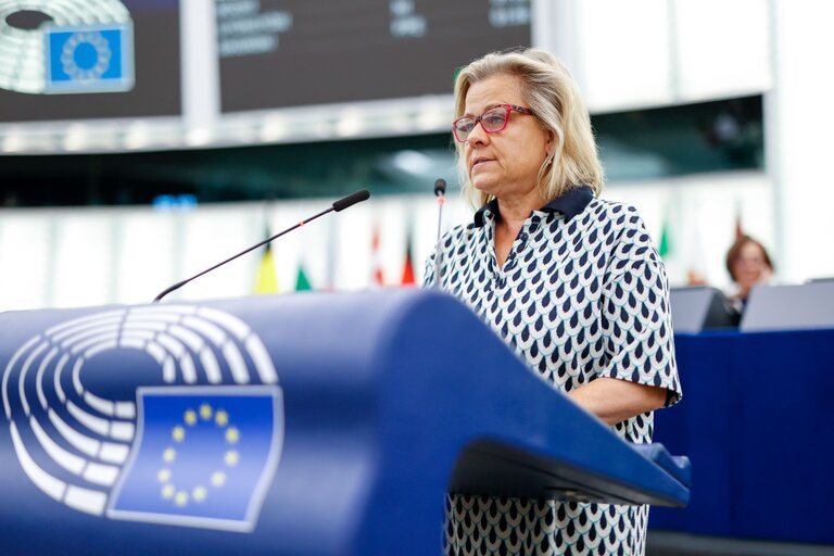 Photo 33 : EP Plenary session - Key debate: Russia’s escalation of its war of aggression against Ukraine