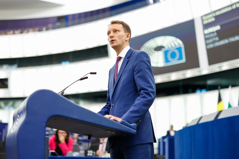 Photo 19 : EP Plenary session - Key debate: Russia’s escalation of its war of aggression against Ukraine