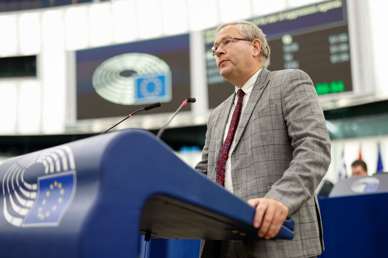 Photo 14 : EP Plenary session - Key debate: Russia’s escalation of its war of aggression against Ukraine