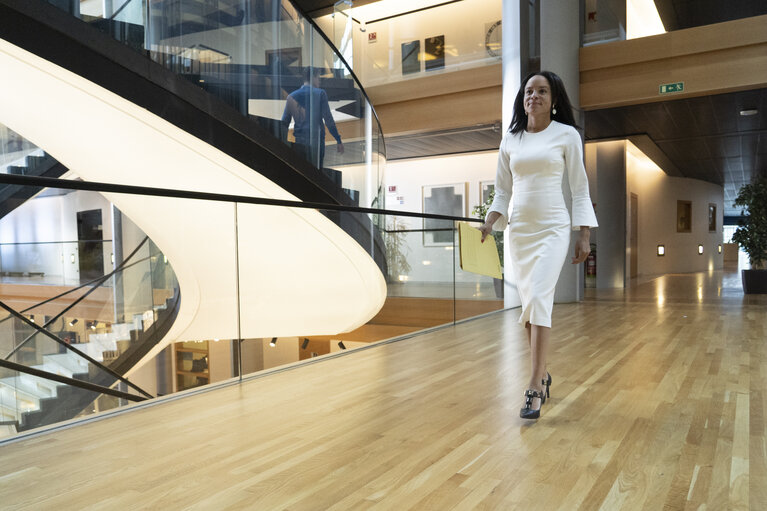 Valokuva 7: Samira RAFAELA in the EP in Strasbourg