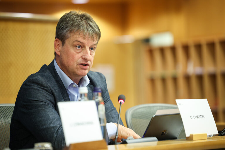 Foto 12: BUDG Committee - Vote on Parliament’s draft position on next year's budget for the EU