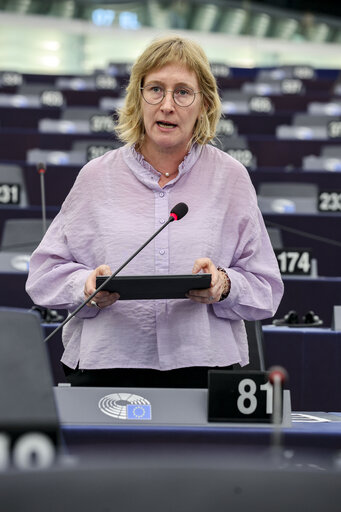 Fotografi 6: EP Plenary session - International Day for the Eradication of Poverty