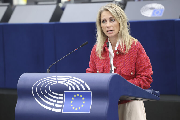 EP Plenary session - Keep the bills down: social and economic consequences of the war in Ukraine